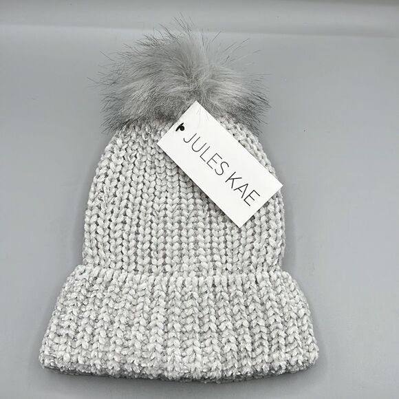 Jules Kae Knit Pom Pom Beanie - Picture 2 of 7
